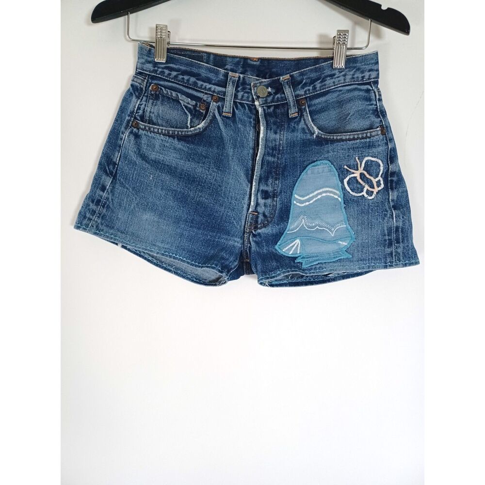 Vntg Levi’s Blue Jean Cutoff Shorts 2” Button Fly Inseam Hand Embroidered 70's